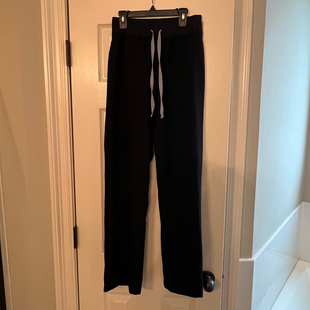 FIGS Black High-waisted Livingston Scrub Pant XS